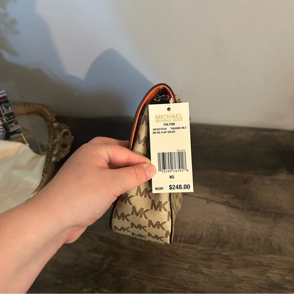 NWT Michael Kors Fullton Shoulder Flap Bag - Picture 5 of 6